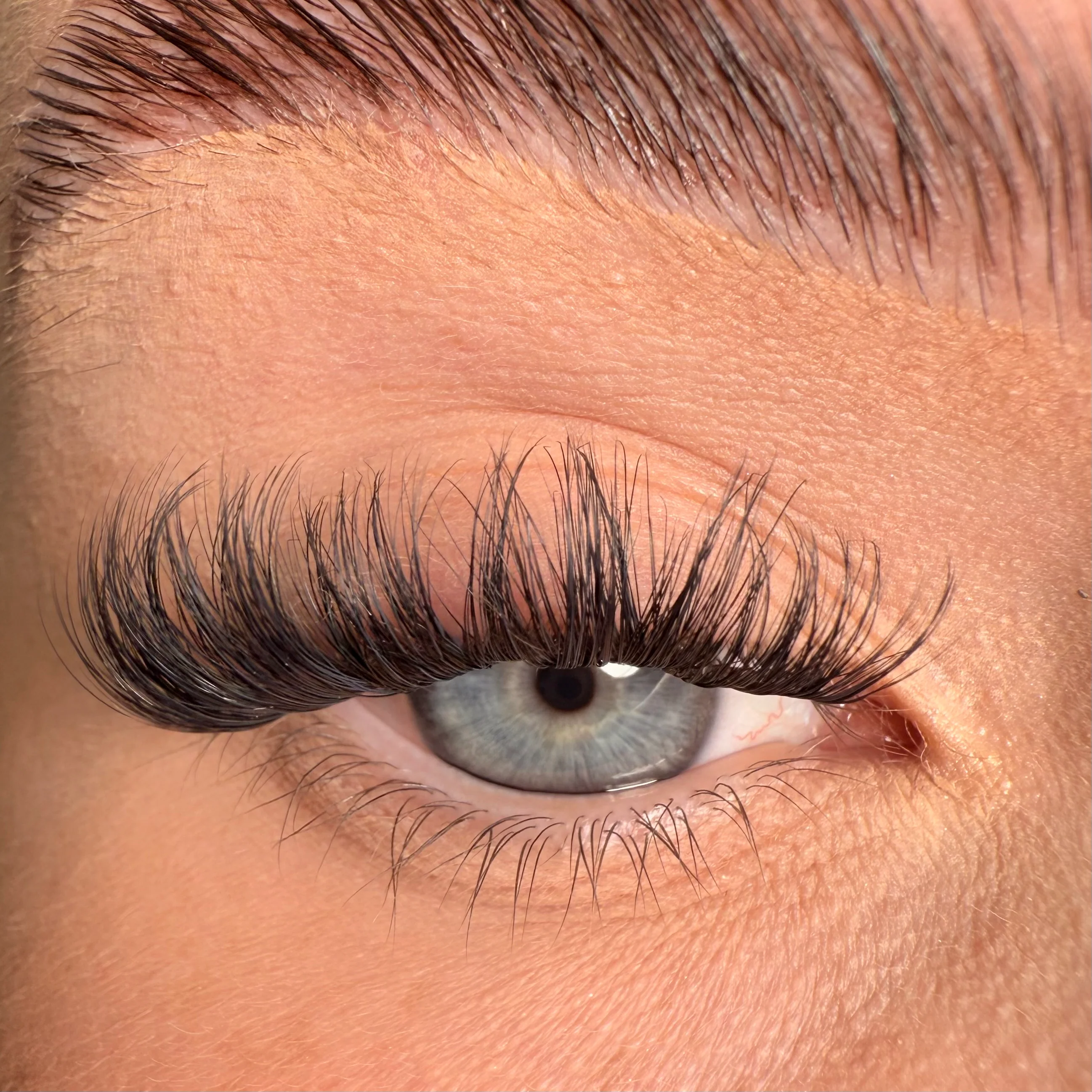 N.F.G. Super Pre-Glued Lashes - Image 14